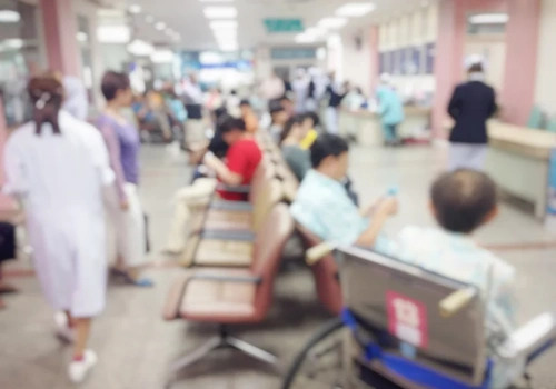 Apel pacjentów do minister zdrowia: System nie działa właściwie. Nieformalne kolejki i ograniczenia przyjęć