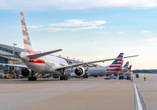 American Airlines niechętne fuzji z United Airlines