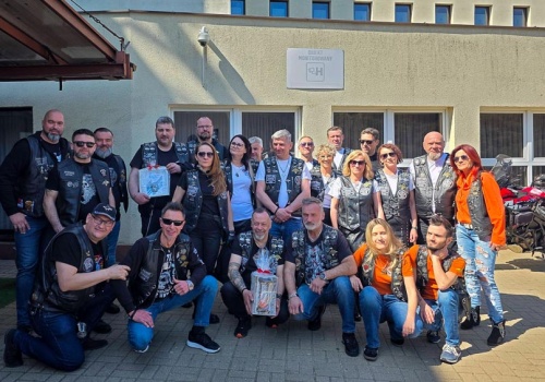 „Miejsce, gdzie spotykają się ludzie, dla których motocykl to coś więcej niż maszyna. To styl życia.”