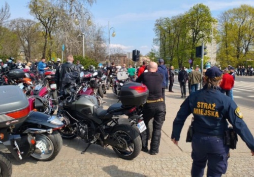 Straż Miejska zabezpieczała zlot motocyklistów i realizowała zgłoszenia mieszkańców