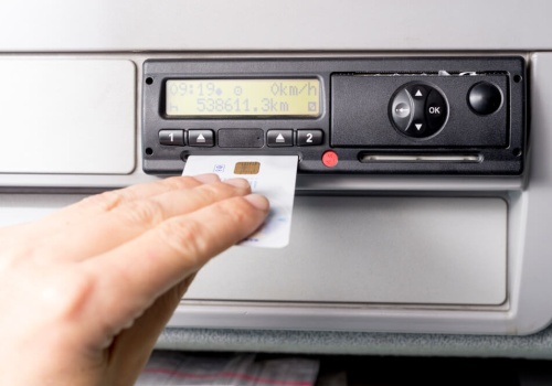 Czy Twoja firma musi wdrożyć tachografy G2V2?