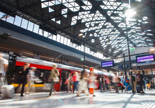 Efekt ŁKA: Jak regionalna kolej zmieniła Łódzkie