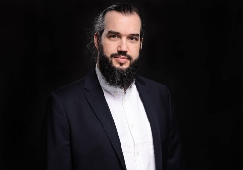 Baryłka ropy spadła o 12 dolarów w jeden dzień. Teraz wraca. Co tak naprawdę dzieje się w Cieśninie Ormuz?