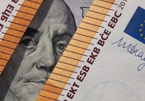 Euro i dolar mogą zyskiwać jeśli Iran i USA nie przestaną straszyć. Złoty traci do głównych walut