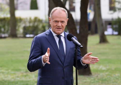 800 plus do likwidacji, w zamian 2333 zł dla każdego. Zapadła ostateczna decyzja