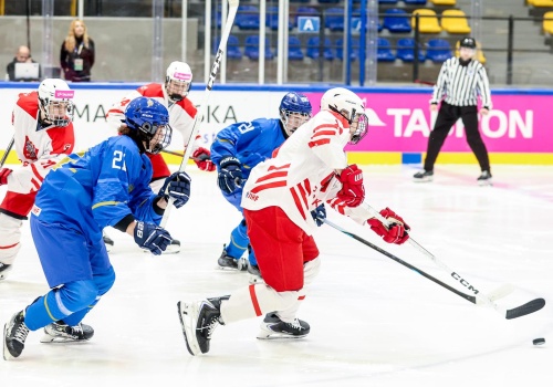 MŚ U18 w Krynicy-Zdroju. Dwie przegrane polskich hokeistów