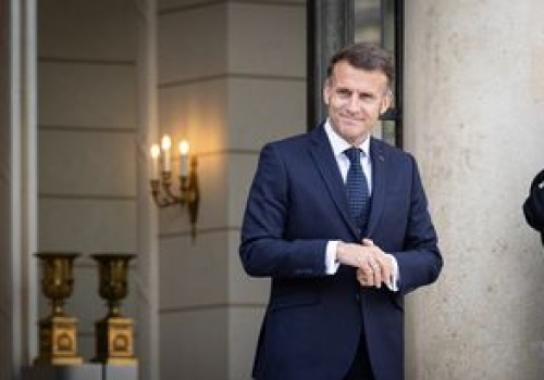 Macron już w Gdańsku. Serdeczne przywitanie z Donaldem Tuskiem
