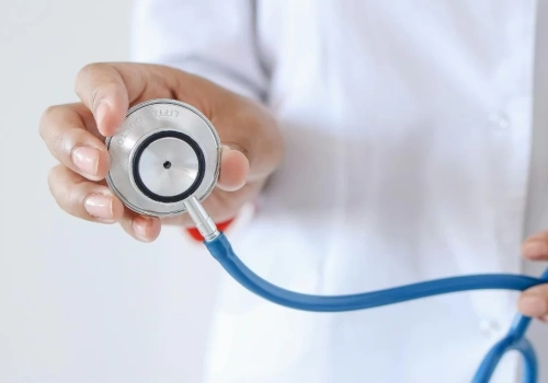 Resort zdrowia chce znać zarobki lekarzy. Dane powiązane z PESEL-em budzą obawy ekspertów