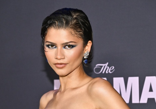 Założyła najmodniejszą spódnicę sezonu. Zendaya znów przyciąga wzrok