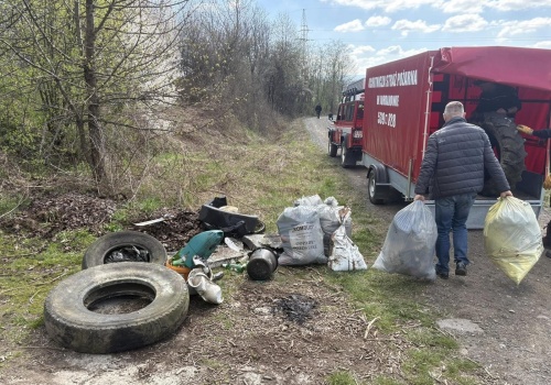 Ogromna ilość śmieci po sprzątaniu w Jordanowie | WIDEO, ZDJĘCIA