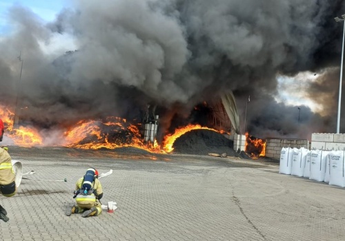 Chełm: pożar na terenie firmy recyklingowej – podsumowanie działań służb