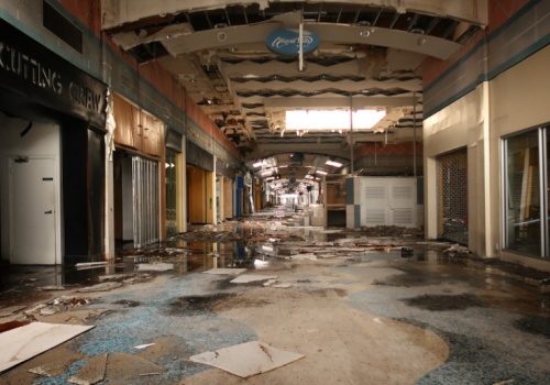 Koniec dużego centrum handlowego. Powstanie pół tysiąca mieszkań