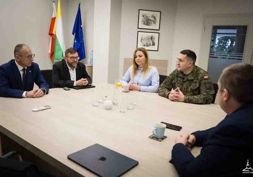 Zielona Góra. Prezentacja systemu detekcji dronów Sky Patrol