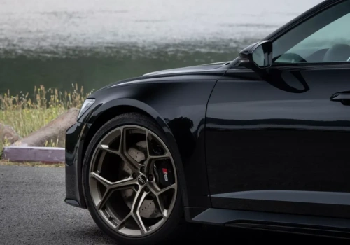 Audi RS 6 znów będzie sedanem. Powrót po 15 latach i nawet 720 KM