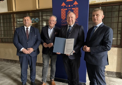 Jest porozumienie w sprawie remontu dworca kolejowego w Ostrowcu. Będzie gotowy za 3 lata