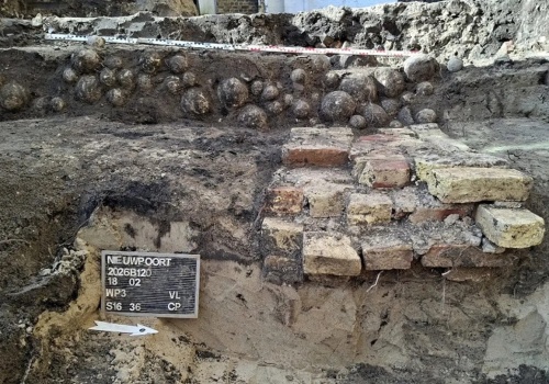 Budowlańcy odnaleźli gigantyczny zbiór amunicji sprzed setek lat. Archeolodzy mówią o potencjalnym rekordzie