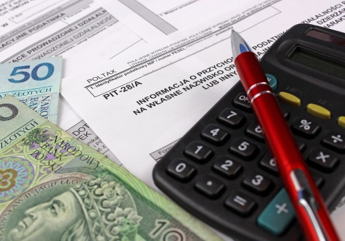 Nie wiesz, jak rozliczyć PIT? Zapytaj na infolinii KAS lub online na czasie US