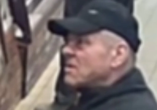 Kradzież w Biedronce. Mężczyzna zabrał telefon