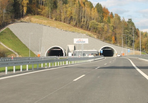 Jakie nazwy dla tuneli na S1?