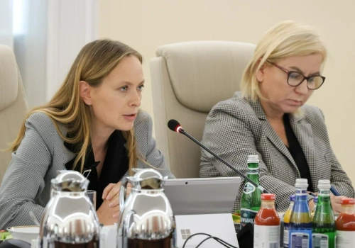 Ultimatum dla Hennig-Kloski. Nowe informacje