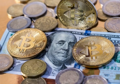 Czy ETF na Bitcoina właśnie wysłały sygnał, że dołek rynku jest już za nami?