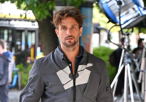 Atak nożownika na planie kolumbijskiego serialu. Gra w nim polski aktor