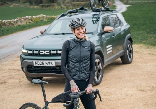 Dacia wspiera Sarah Ruggins w próbie pobicia europejskiego rekordu w kolarstwie