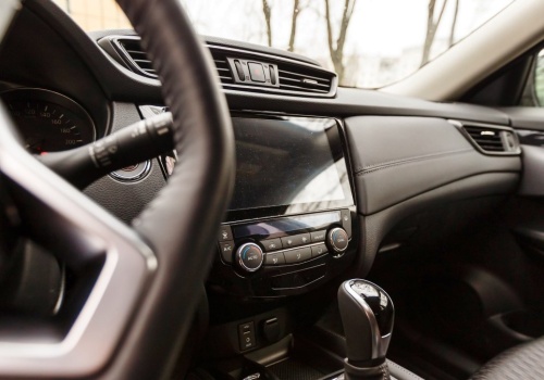 Cieszysz się zapachem nowego samochodu? Badacze mają niepokojące wnioski