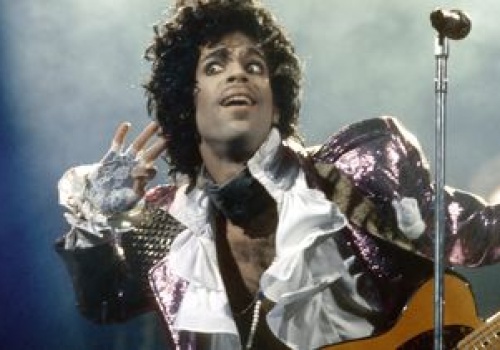 Zakochał się w 16-latce. Kilka lat później została jego żoną