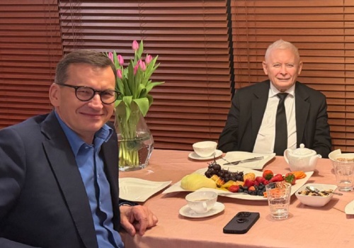 Są szczegóły spotkania Morawieckiego z Kaczyńskim. Nie byli sami. 