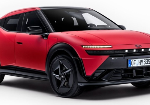 Nowy Hyundai Ioniq 3 już oficjalnie. To taka Kia EV2, tylko że odważniejsza wizualnie. I z nowym systemem operacyjnym