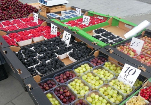 Truskawki mają rywala. Polacy zakochali się w tym krajowym owocu, już zalały targowiska