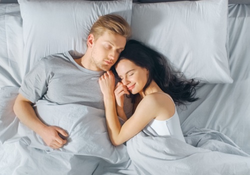 Eryk ma 23 lata i niewiele do powiedzenia. Marta: ale w łóżku wymiata