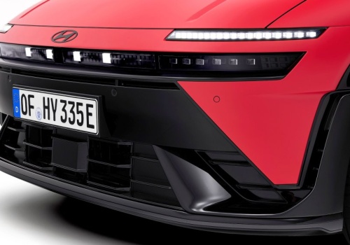 Hyundai ma nowy model na współczesne czasy. Niewielki Ioniq 3 zapewnia niemal 500 km zasięgu