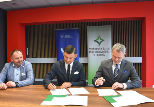 Nowa droga rowerowa powstanie przy drodze wojewódzkiej w gminie Ostrowite