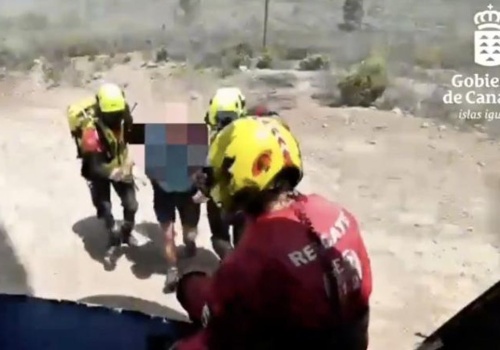 64-latek ewakuowany śmigłowcem po użądleniu na szlaku w Adeje