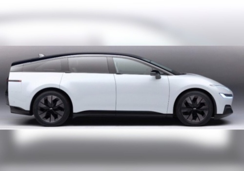 Ford Galaxy Electric mógł wyglądać tak. „Osobisty pociąg ekspresowy” z baterią o pojemności 141,8 kWh