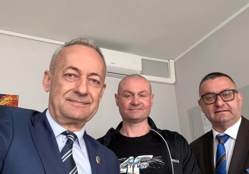 Po 21 latach wychodzi z więzienia. Mówią o nim 