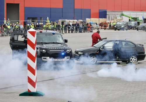 Dynamiczne pokazy służb na POLSECURE – realizm, współpraca i widowiskowe akcje na żywo
