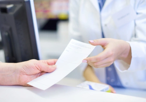 1 lipca wzrosną pensje. Lekarz dostanie 8-12 tys. zł miesięcznie