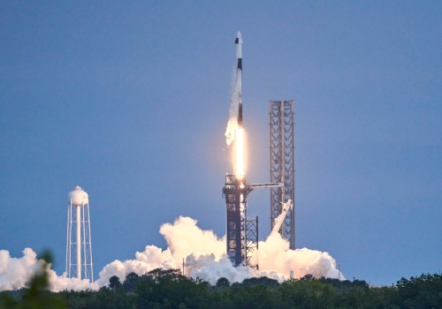 Firma Elona Muska wystrzeliła wojskowego satelitę. Kosztował ponad pół miliarda dolarów