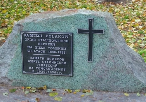 Demontaż pomnika stalinowskich represji