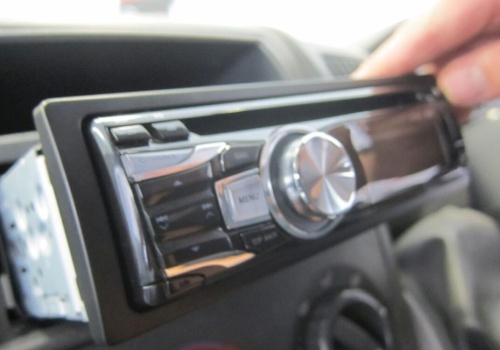 24 kwietnia ruszą kontrole aut na parkingach. Jedno zdjęcie i kara 920 zł