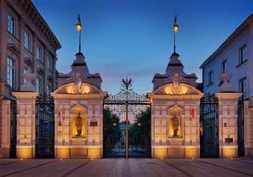 Tysiące plików z wrażliwymi danymi w darknecie. Ogromny wyciek z UW