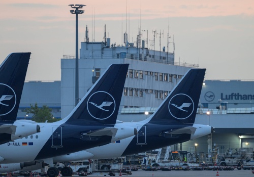 Lufthansa oszczędza paliwo. Odwołano tysiące lotów