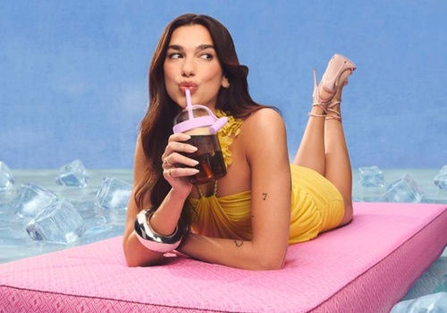 Wejdź do nowego świata Nespresso Vertuo, wspólnie z globalną ambasadorką marki – Dua Lipą