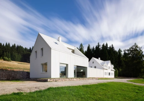 Zburzyli wszystko, co zbędne. Tak odżyło siedlisko w górach