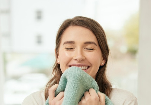 Ten zapach przyciąga bogactwo. Wprowadź go do swojego domu