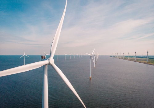 Świat idzie na wiatrowy rekord. W zeszłym roku dodał aż 165 GW nowych mocy