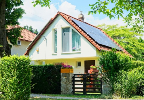 Co ile lat trzeba wymienić panele fotowoltaiczne? Teraz wszystko jasne